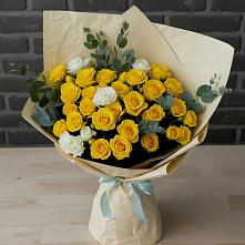 Букет цветов из:  Розы в Берёзовском Кемеровской области