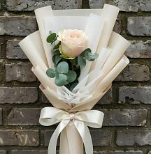 Букет цветов из:  Розы в Берёзовском Кемеровской области