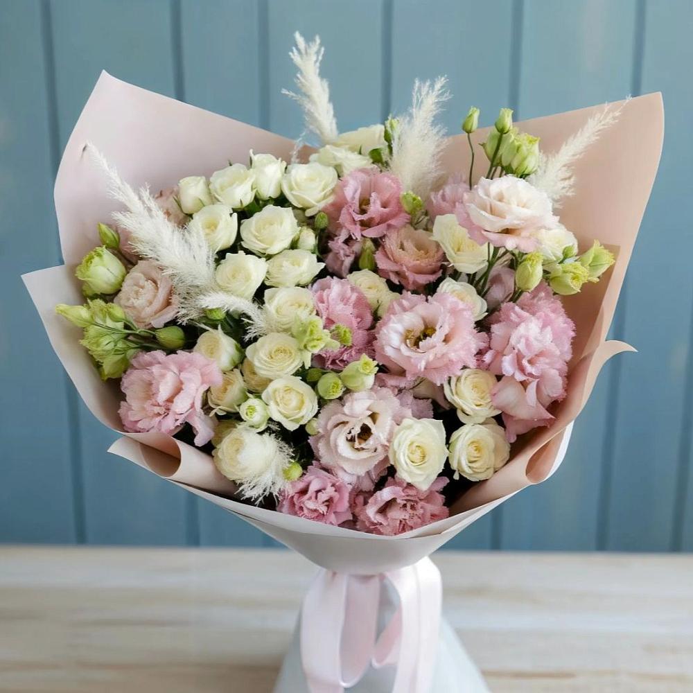 Букет цветов из: Альстромерии и Розы в Берёзовском Кемеровской области