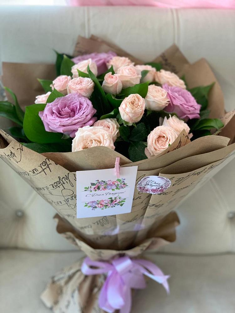 Букет цветов из: Розы в Берёзовском Кемеровской области