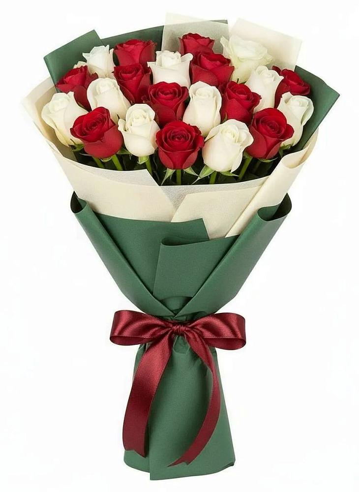 Букет Микс из красных и белых роз в Берёзовском Кемеровской области