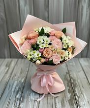Букет цветов из:  Гвоздики, Розы и Хризантемы в Берёзовском Кемеровской области