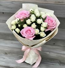 Букет цветов из:  Розы в Берёзовском Кемеровской области