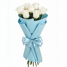 Букет 7 белых роз Проуд в Берёзовском Кемеровской области