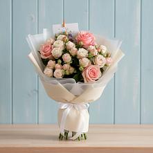 Букет цветов из:  Розы в Берёзовском Кемеровской области