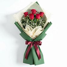 Букет цветов из:  Розы в Берёзовском Кемеровской области
