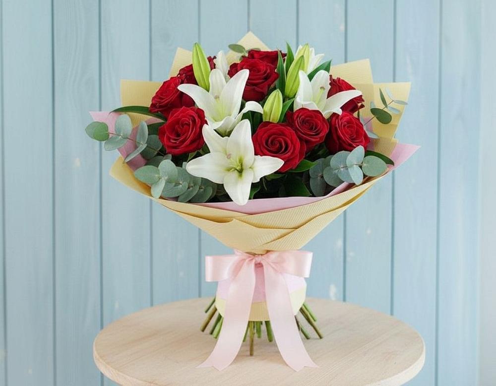 Букет цветов из: Лилии и Розы в Берёзовском Кемеровской области